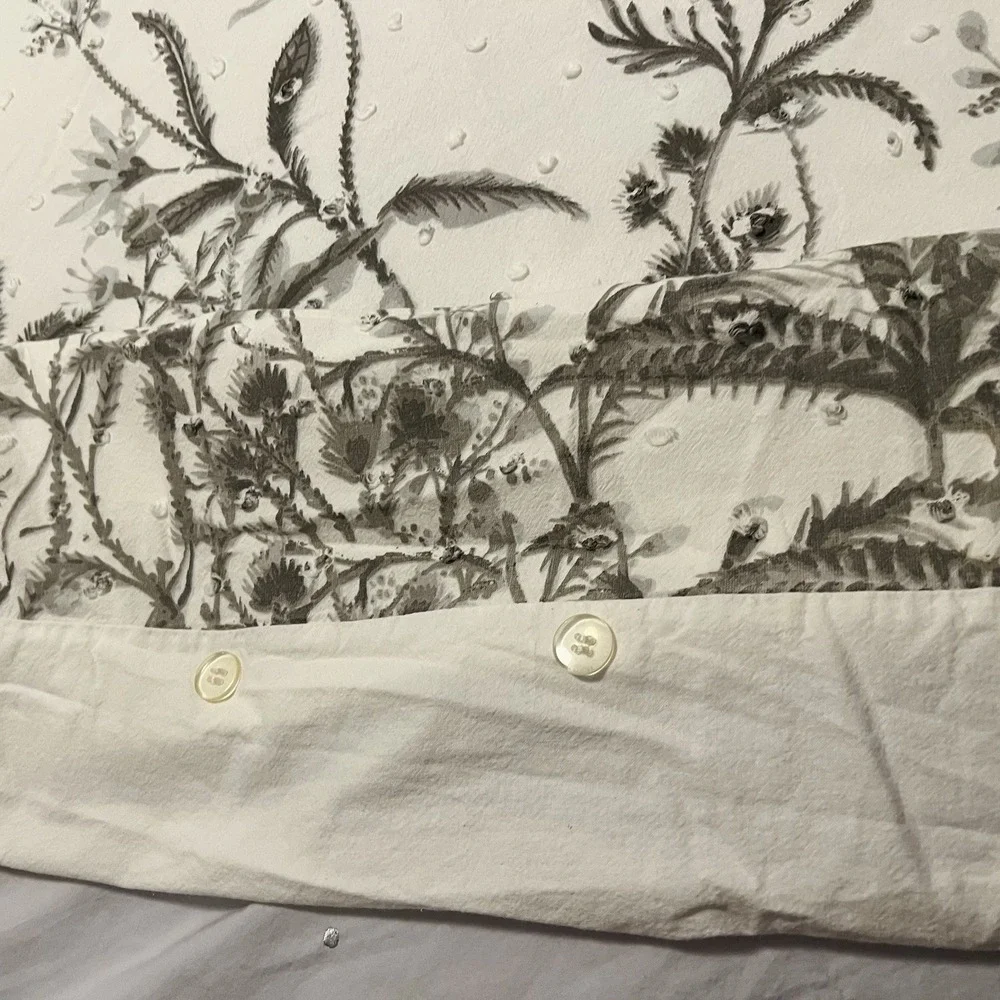 Bee & Willow F/Q Duvet Cream Gray Botanical Leaf Swiss Dot Texture Cotton Blend